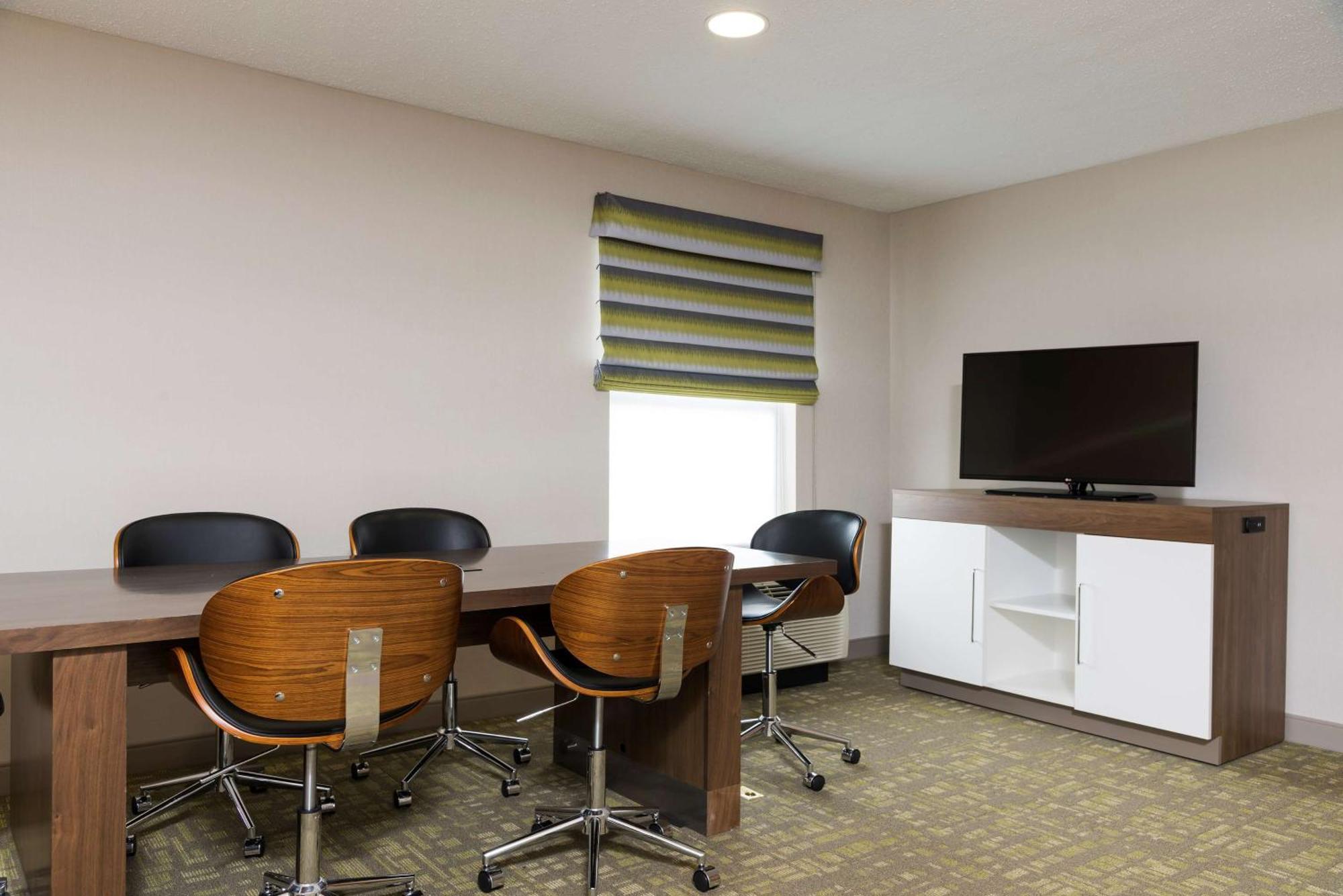 Hampton Inn & Suites East Lansing Okemos Esterno foto
