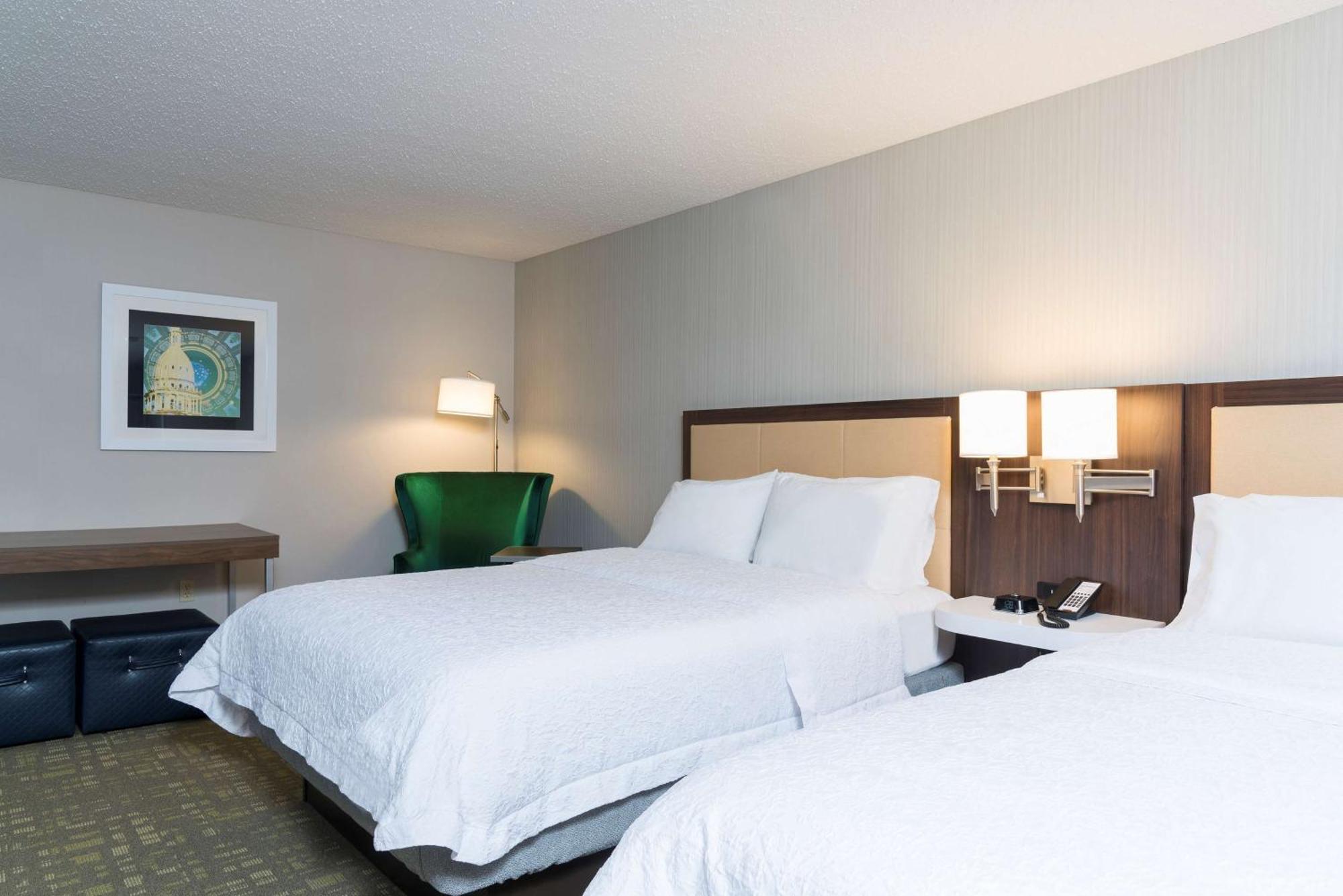 Hampton Inn & Suites East Lansing Okemos Esterno foto