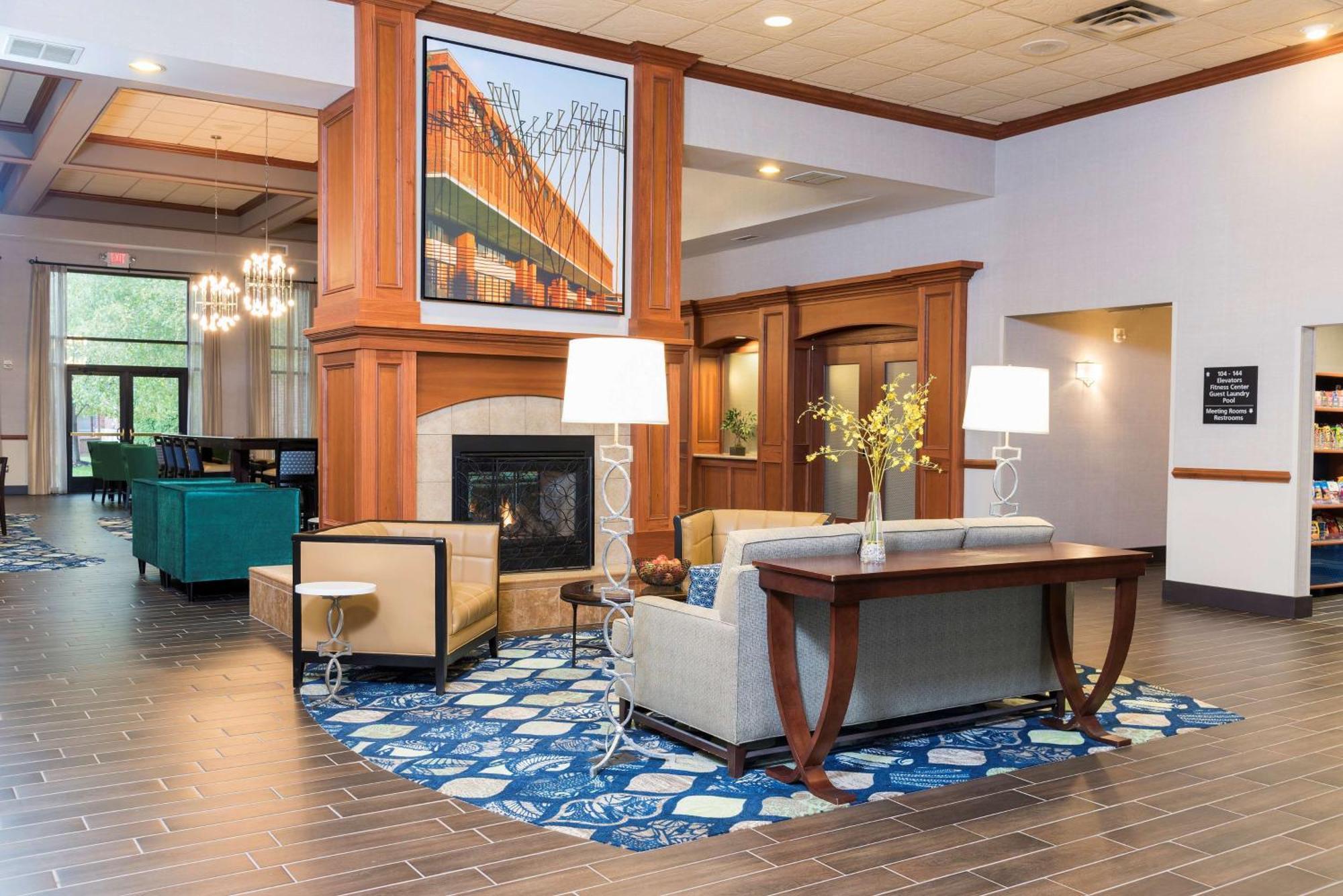 Hampton Inn & Suites East Lansing Okemos Esterno foto