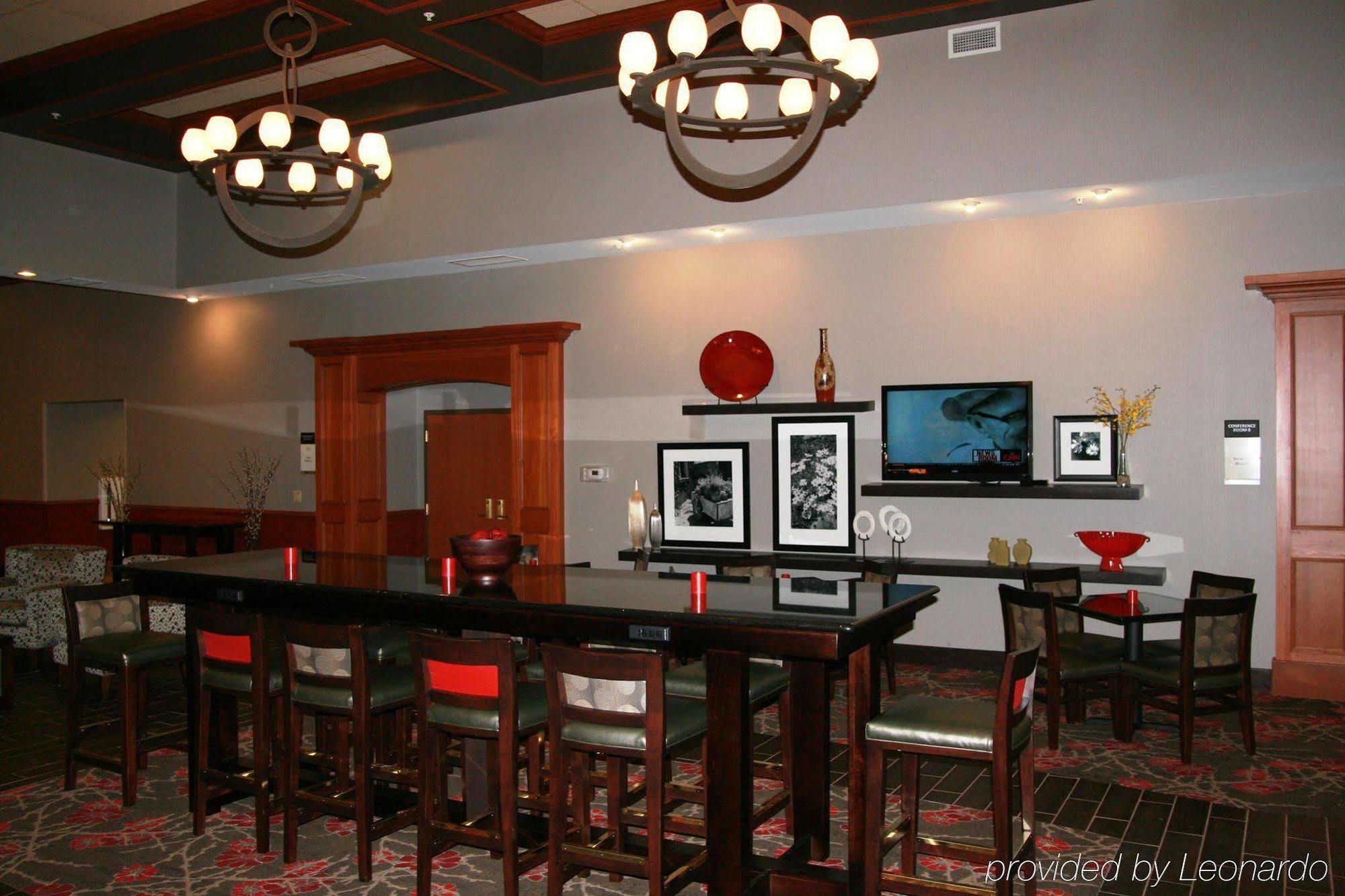 Hampton Inn & Suites East Lansing Okemos Ristorante foto